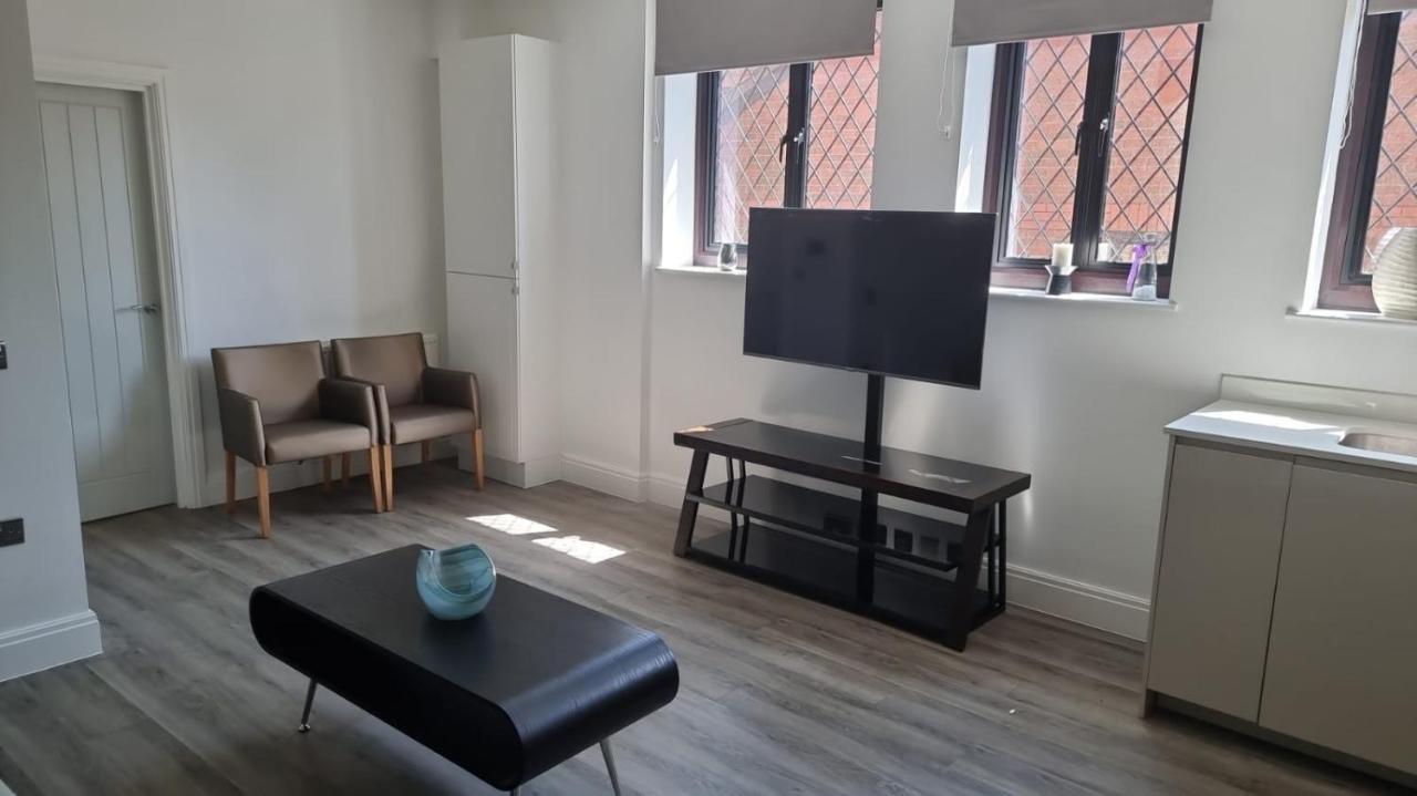 Jasmin Apartments - Luxury 1 & 2 Bedroom Units With Free Parking Bushey Εξωτερικό φωτογραφία